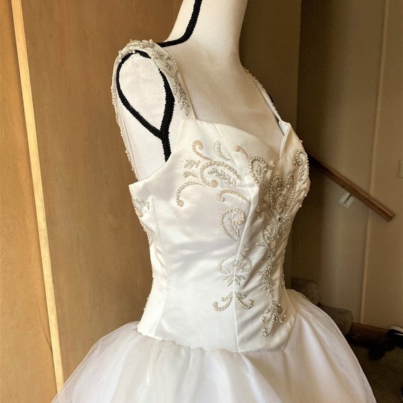 NWT Sz 10 Moonlight White Satin/Tulle Wedding Gown - Picture 8 of 14